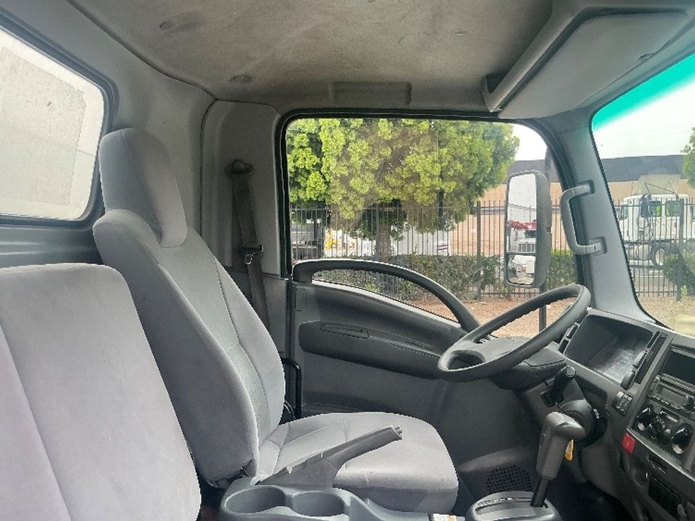 Light Duty Box Truck-Light and Medium Duty Trucks-Isuzu-2021-NPR EFI-Carson-CA-145,621\n\t\tmiles-$ 32,250 - Image 22
