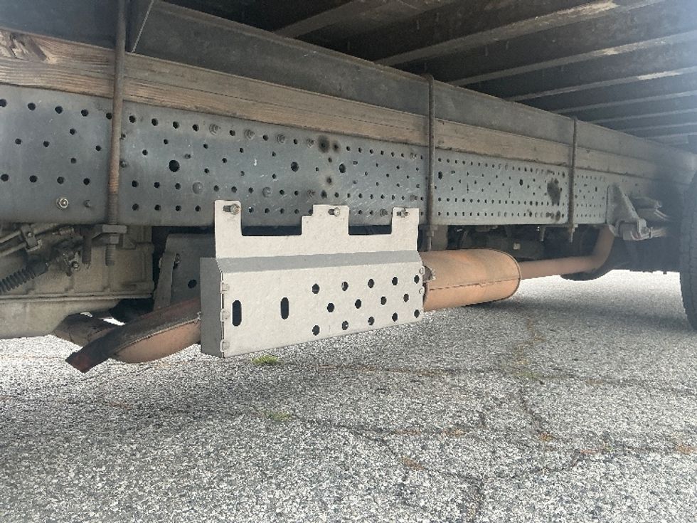 Light Duty Box Truck-Light and Medium Duty Trucks-Isuzu-2021-NPR EFI-Carson-CA-145,621\n\t\tmiles-$ 32,250 - Image 5