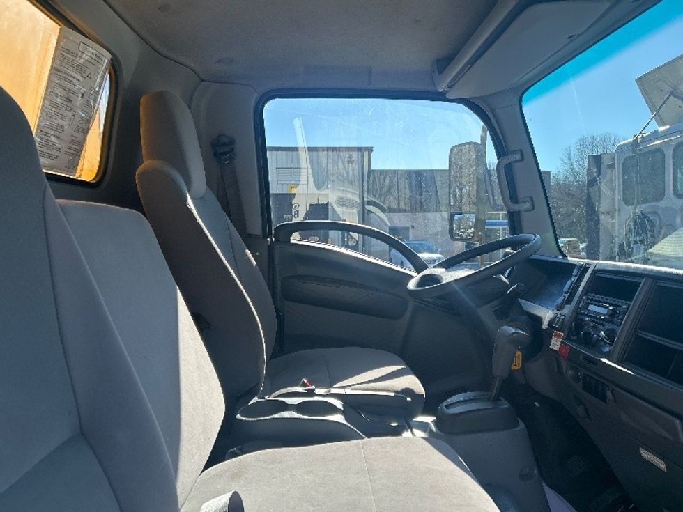 Light Duty Box Truck-Light and Medium Duty Trucks-Isuzu-2021-NPR EFI-Chesapeake-VA-126,341\n\t\tmiles-$ 35,500 - Image 22