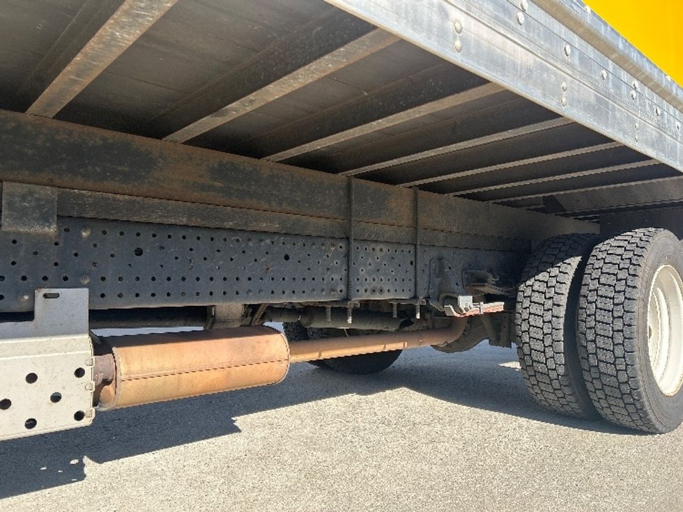 Light Duty Box Truck-Light and Medium Duty Trucks-Isuzu-2021-NPR EFI-Chesapeake-VA-126,341\n\t\tmiles-$ 35,500 - Image 6