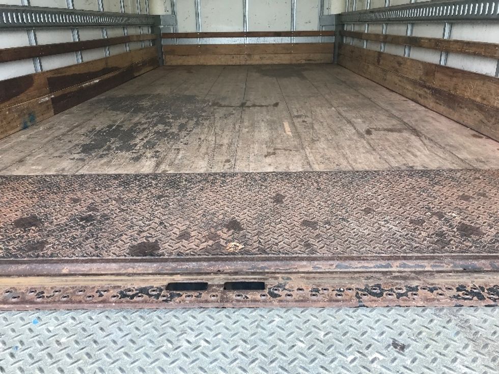 Light Duty Box Truck-Light and Medium Duty Trucks-Isuzu-2021-NPR EFI-Cleona-PA-87,081\n\t\tmiles-$ 40,750 - Image 10