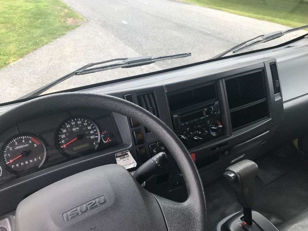 Light Duty Box Truck-Light and Medium Duty Trucks-Isuzu-2021-NPR EFI-Cleona-PA-87,081\n\t\tmiles-$ 40,750 - Image 17