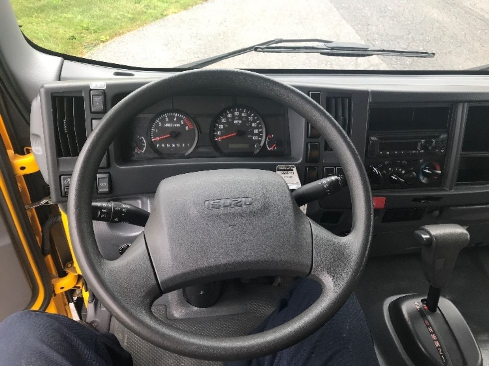 Light Duty Box Truck-Light and Medium Duty Trucks-Isuzu-2021-NPR EFI-Cleona-PA-87,081\n\t\tmiles-$ 40,750 - Image 18