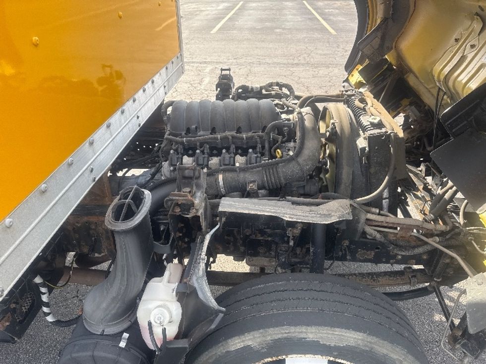 Light Duty Box Truck-Light and Medium Duty Trucks-Isuzu-2021-NPR EFI-Columbus-OH-102,033\n\t\tmiles-$ 34,250 - Image 23