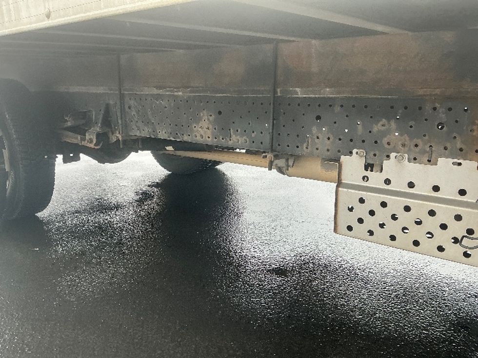 Light Duty Box Truck-Light and Medium Duty Trucks-Isuzu-2021-NPR EFI-Columbus-OH-116,566\n\t\tmiles-$ 32,750 - Image 13