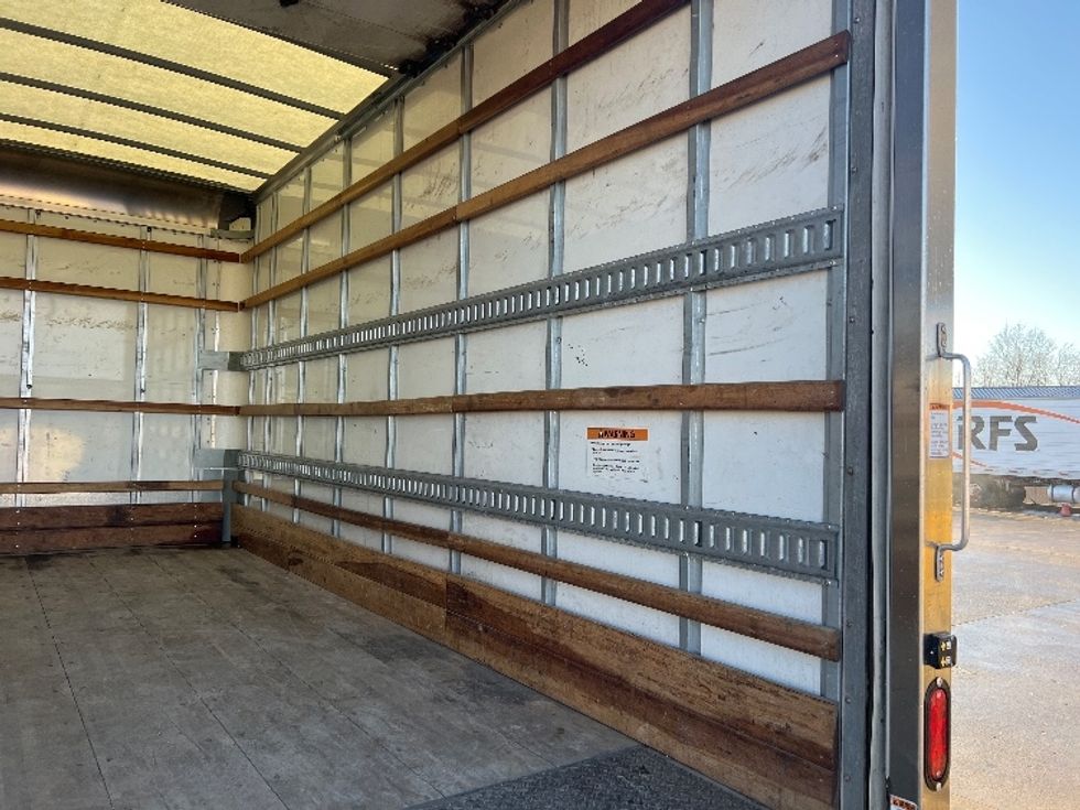 Light Duty Box Truck-Light and Medium Duty Trucks-Isuzu-2021-NPR EFI-Columbus-OH-125,988\n\t\tmiles-$ 31,500 - Image 12