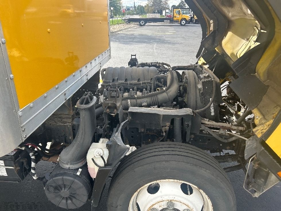 Light Duty Box Truck-Light and Medium Duty Trucks-Isuzu-2021-NPR EFI-Columbus-OH-125,988\n\t\tmiles-$ 31,500 - Image 23