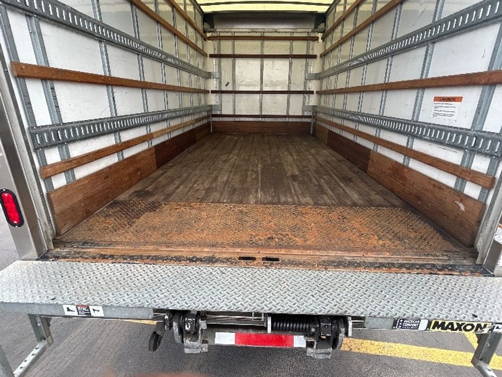 Light Duty Box Truck-Light and Medium Duty Trucks-Isuzu-2021-NPR EFI-Columbus-OH-83,033\n\t\tmiles-$ 38,500 - Image 10