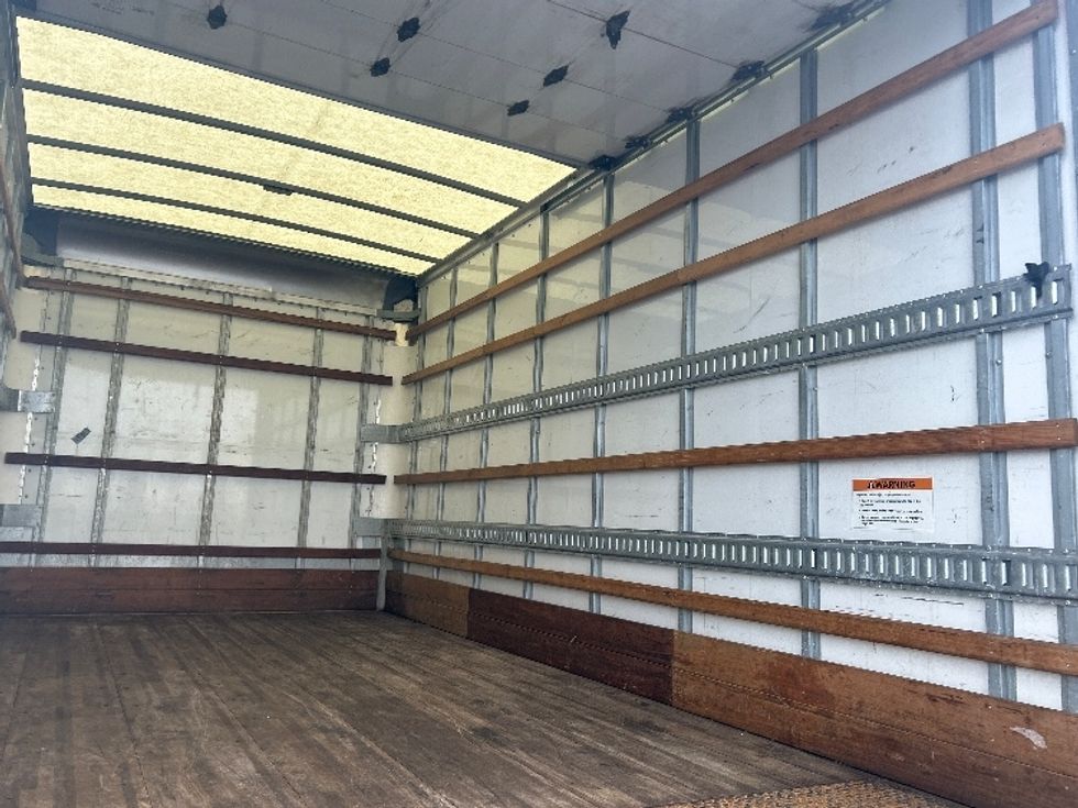 Light Duty Box Truck-Light and Medium Duty Trucks-Isuzu-2021-NPR EFI-Columbus-OH-83,033\n\t\tmiles-$ 38,500 - Image 12