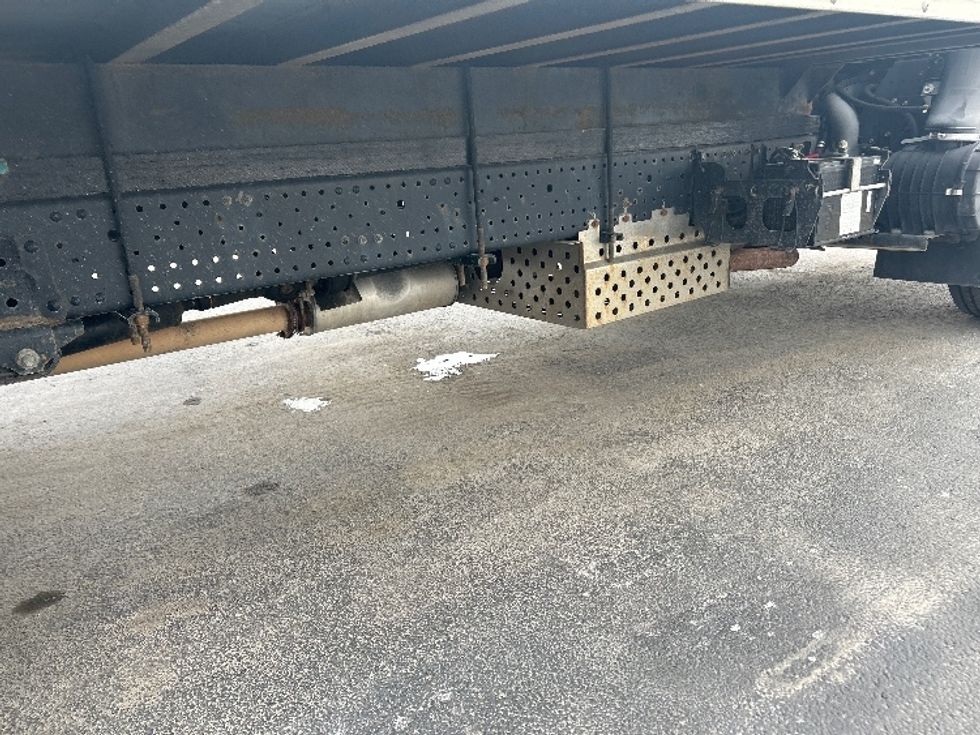 Light Duty Box Truck-Light and Medium Duty Trucks-Isuzu-2021-NPR EFI-Columbus-OH-83,033\n\t\tmiles-$ 38,500 - Image 14