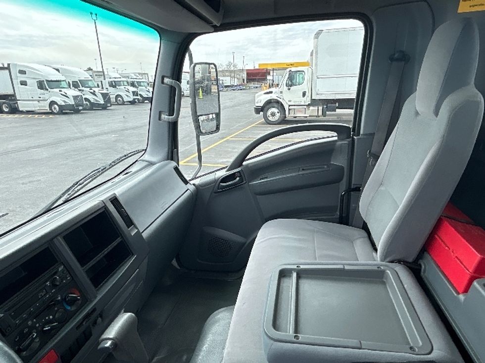 Light Duty Box Truck-Light and Medium Duty Trucks-Isuzu-2021-NPR EFI-Columbus-OH-83,033\n\t\tmiles-$ 38,500 - Image 19