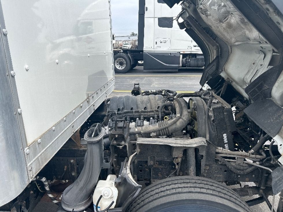 Light Duty Box Truck-Light and Medium Duty Trucks-Isuzu-2021-NPR EFI-Columbus-OH-83,033\n\t\tmiles-$ 38,500 - Image 23