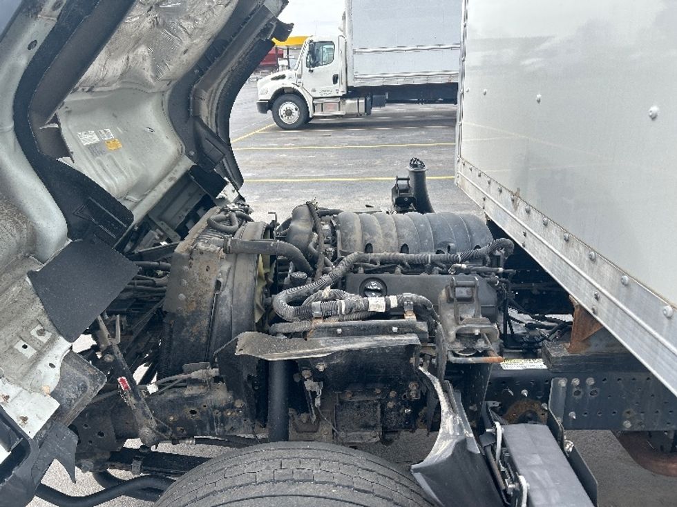 Light Duty Box Truck-Light and Medium Duty Trucks-Isuzu-2021-NPR EFI-Columbus-OH-83,033\n\t\tmiles-$ 38,500 - Image 24