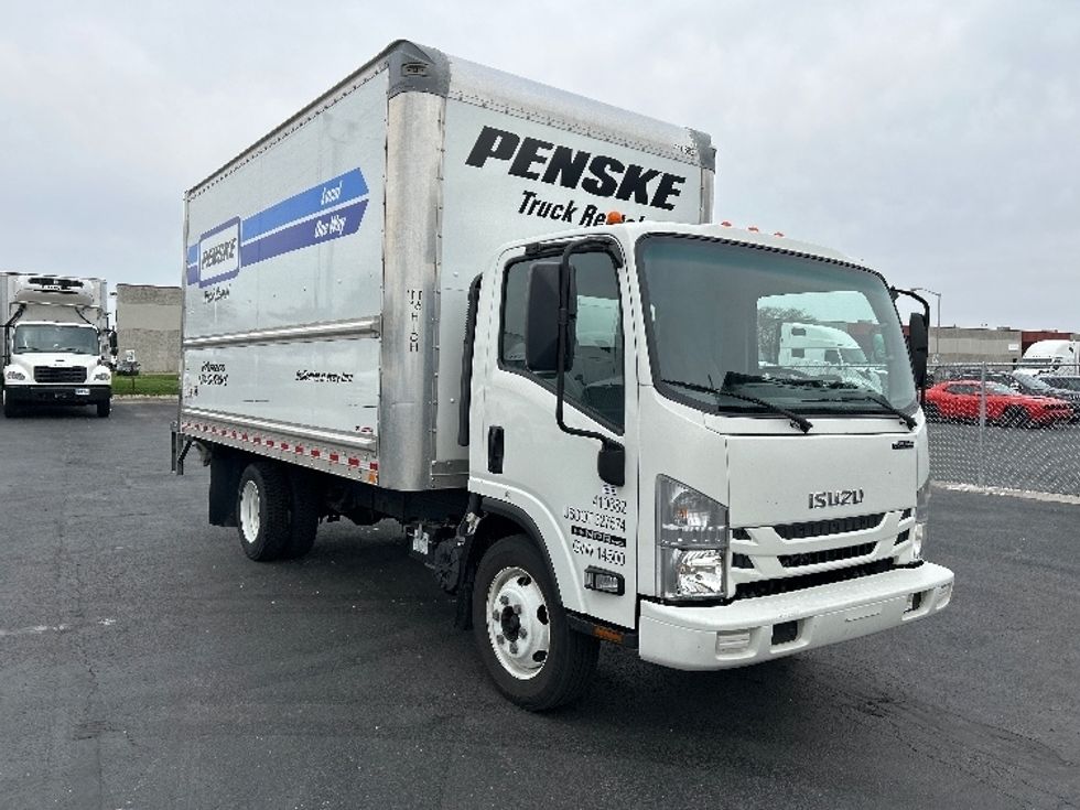 Light Duty Box Truck-Light and Medium Duty Trucks-Isuzu-2021-NPR EFI-Columbus-OH-97,477\n\t\tmiles-$ 38,250 - Image 1