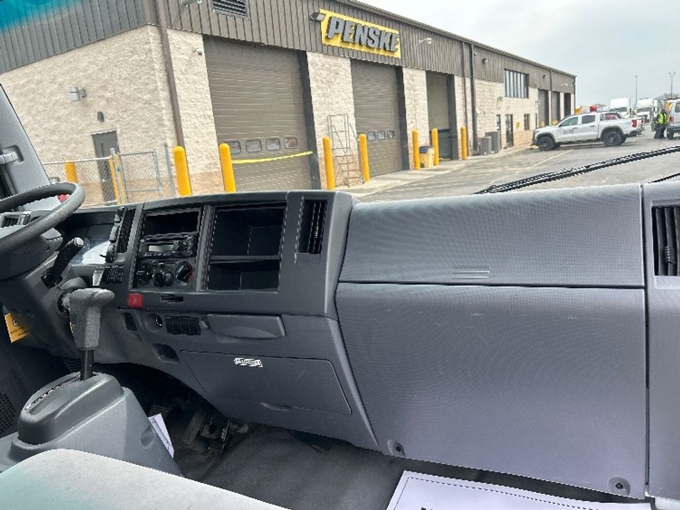 Light Duty Box Truck-Light and Medium Duty Trucks-Isuzu-2021-NPR EFI-Columbus-OH-97,477\n\t\tmiles-$ 38,250 - Image 21