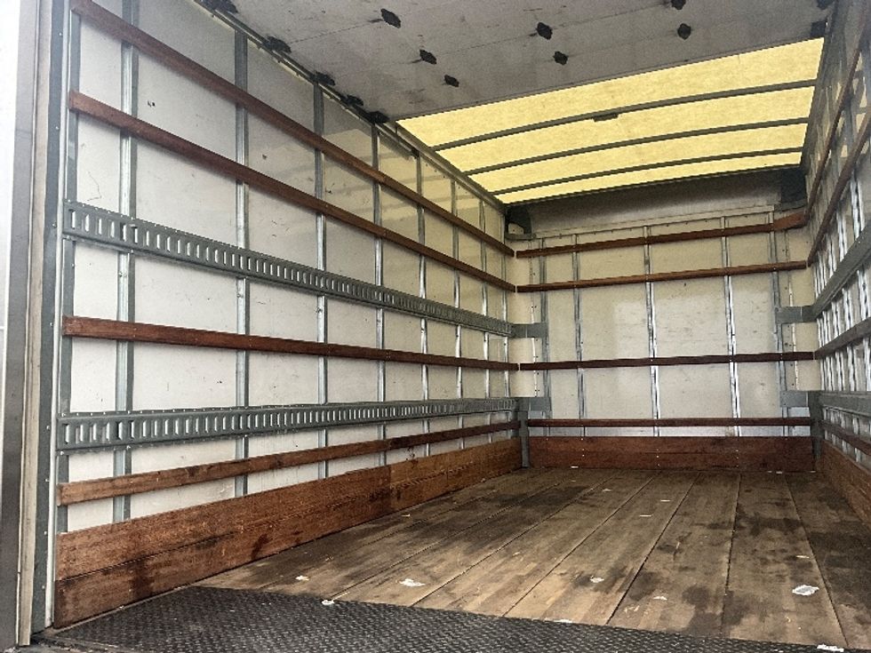 Light Duty Box Truck-Light and Medium Duty Trucks-Isuzu-2021-NPR EFI-Conyers-GA-101,260\n\t\tmiles-$ 40,250 - Image 11