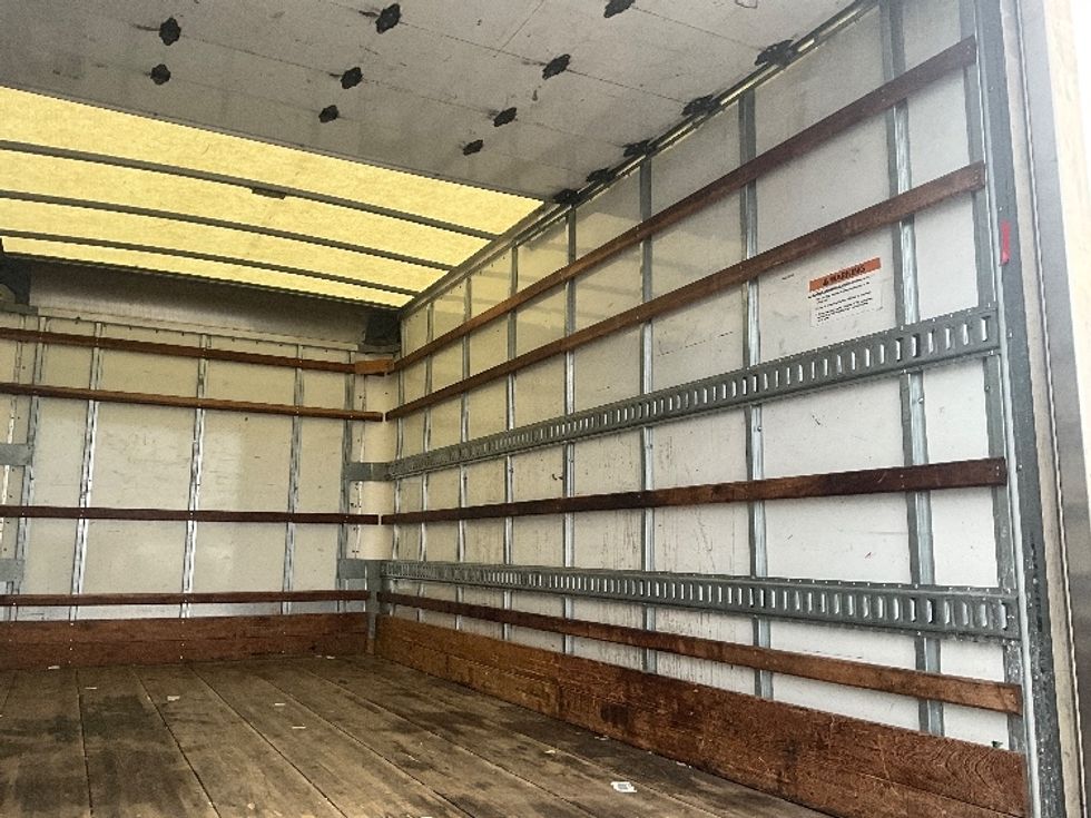 Light Duty Box Truck-Light and Medium Duty Trucks-Isuzu-2021-NPR EFI-Conyers-GA-101,260\n\t\tmiles-$ 40,250 - Image 12