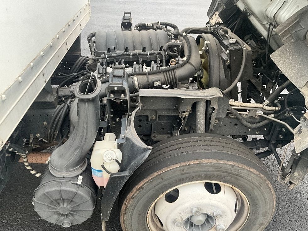 Light Duty Box Truck-Light and Medium Duty Trucks-Isuzu-2021-NPR EFI-Conyers-GA-101,260\n\t\tmiles-$ 40,250 - Image 23