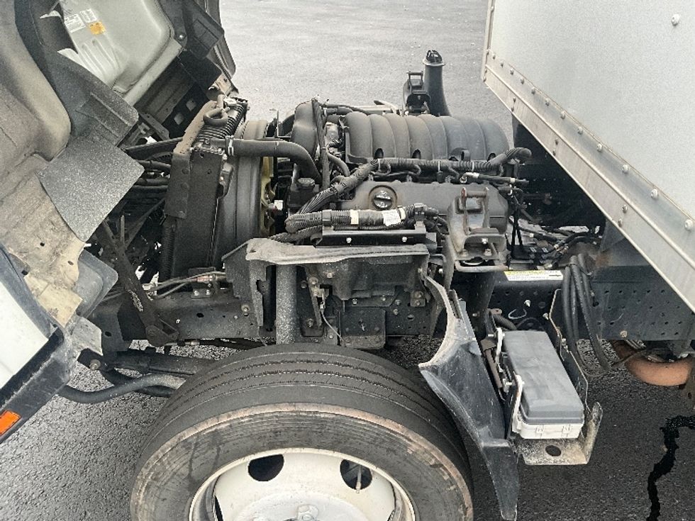 Light Duty Box Truck-Light and Medium Duty Trucks-Isuzu-2021-NPR EFI-Conyers-GA-101,260\n\t\tmiles-$ 40,250 - Image 24