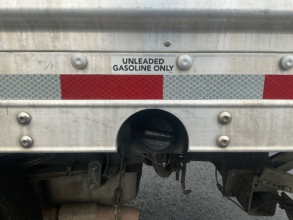 Light Duty Box Truck-Light and Medium Duty Trucks-Isuzu-2021-NPR EFI-Conyers-GA-101,260\n\t\tmiles-$ 40,250 - Image 26