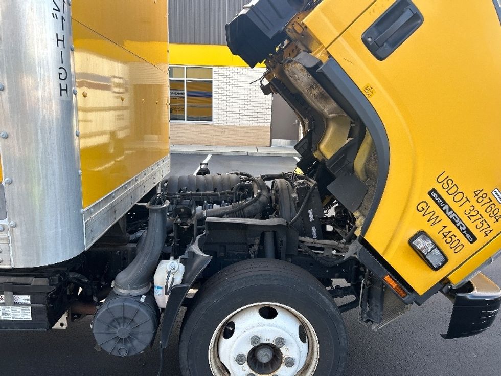 Light Duty Box Truck-Light and Medium Duty Trucks-Isuzu-2021-NPR EFI-Cranbury-NJ-103,916\n\t\tmiles-$ 37,000 - Image 23