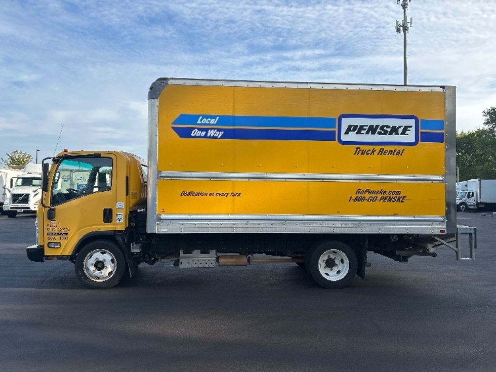 Light Duty Box Truck-Light and Medium Duty Trucks-Isuzu-2021-NPR EFI-Cranbury-NJ-103,916\n\t\tmiles-$ 37,000 - Image 4