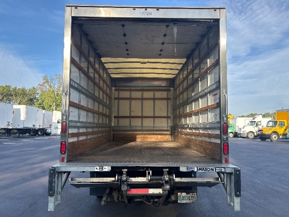 Light Duty Box Truck-Light and Medium Duty Trucks-Isuzu-2021-NPR EFI-Cranbury-NJ-103,916\n\t\tmiles-$ 37,000 - Image 8