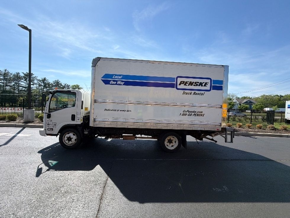 Light Duty Box Truck-Light and Medium Duty Trucks-Isuzu-2021-NPR EFI-Cranbury-NJ-95,796\n\t\tmiles-$ 39,000 - Image 4