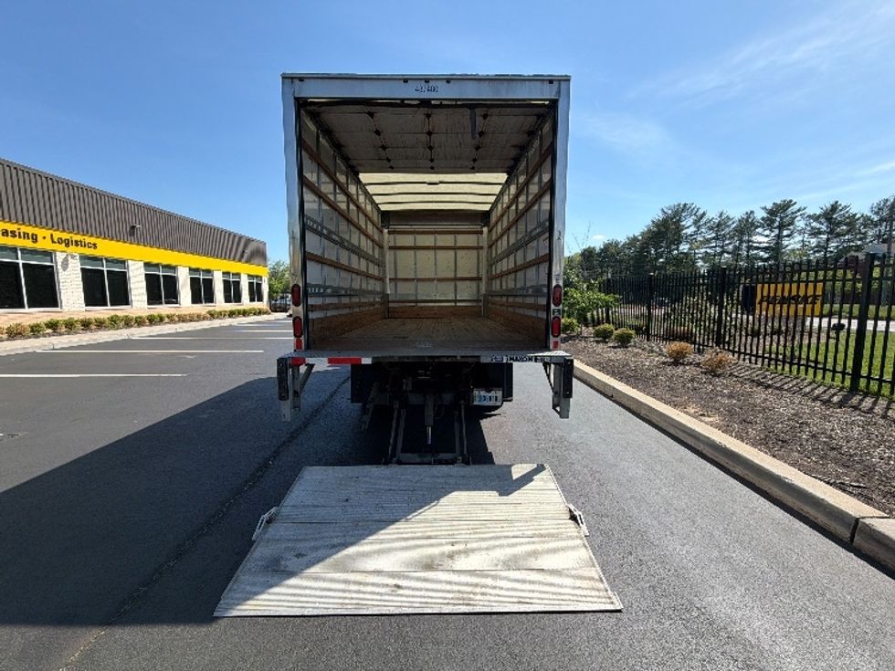 Light Duty Box Truck-Light and Medium Duty Trucks-Isuzu-2021-NPR EFI-Cranbury-NJ-95,796\n\t\tmiles-$ 39,000 - Image 9
