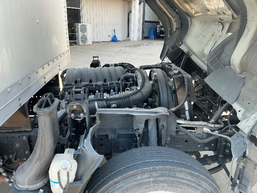 Light Duty Box Truck-Light and Medium Duty Trucks-Isuzu-2021-NPR EFI-Dallas-TX-66,624\n\t\tmiles-$ 44,500 - Image 23