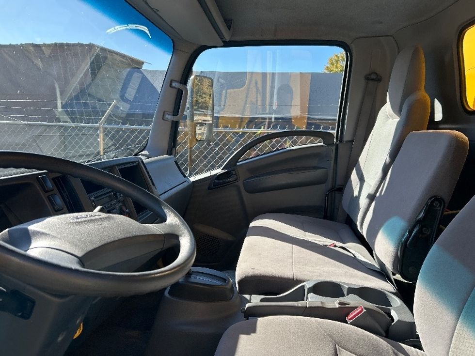 Light Duty Box Truck-Light and Medium Duty Trucks-Isuzu-2021-NPR EFI-Dalton-GA-106,957\n\t\tmiles-$ 37,250 - Image 19