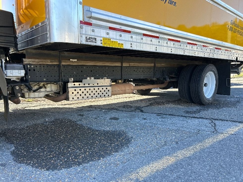 Light Duty Box Truck-Light and Medium Duty Trucks-Isuzu-2021-NPR EFI-Dalton-GA-106,957\n\t\tmiles-$ 37,250 - Image 5