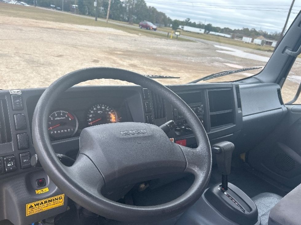 Light Duty Box Truck-Light and Medium Duty Trucks-Isuzu-2021-NPR EFI-Dothan-AL-113,477\n\t\tmiles-$ 35,250 - Image 17