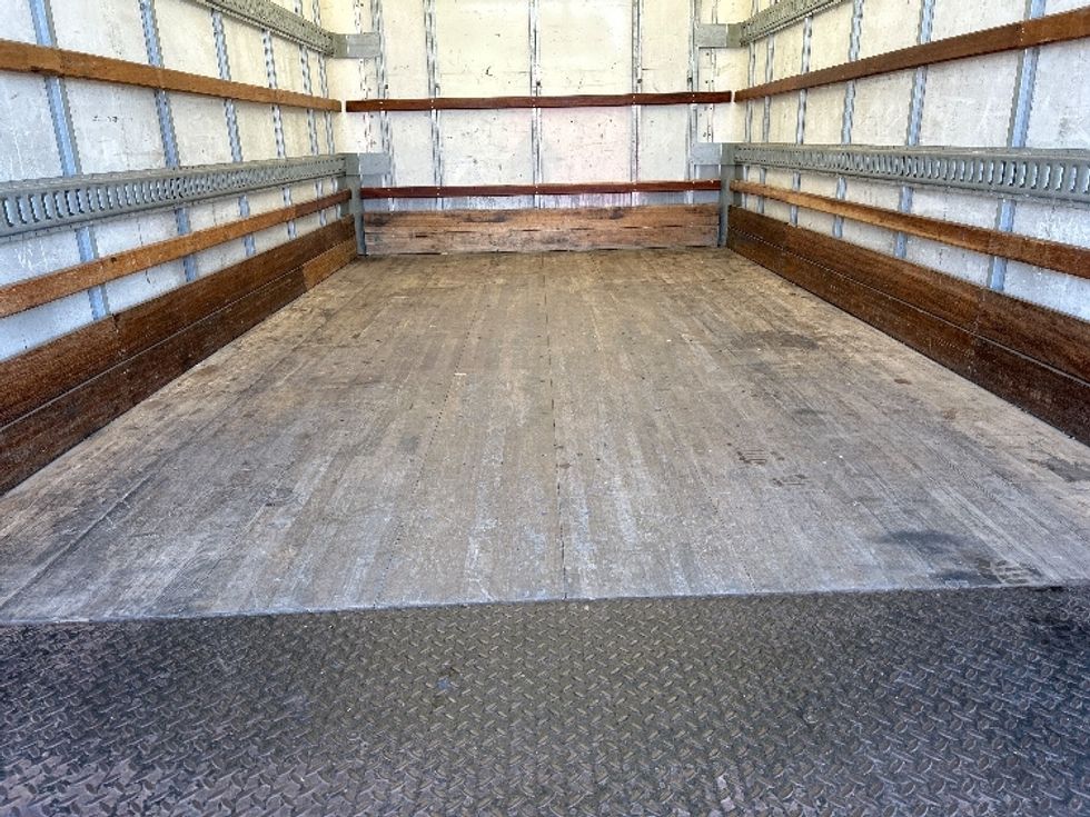 Light Duty Box Truck-Light and Medium Duty Trucks-Isuzu-2021-NPR EFI-Duncansville-PA-139,040\n\t\tmiles-$ 35,000 - Image 10