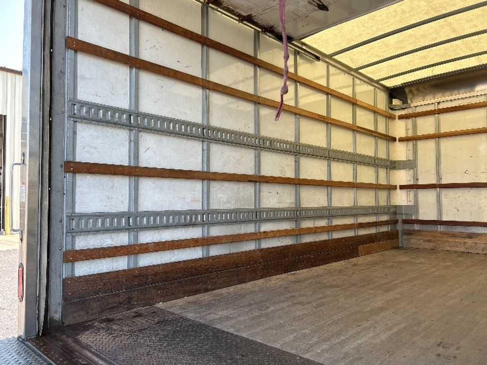 Light Duty Box Truck-Light and Medium Duty Trucks-Isuzu-2021-NPR EFI-Duncansville-PA-139,040\n\t\tmiles-$ 35,000 - Image 11