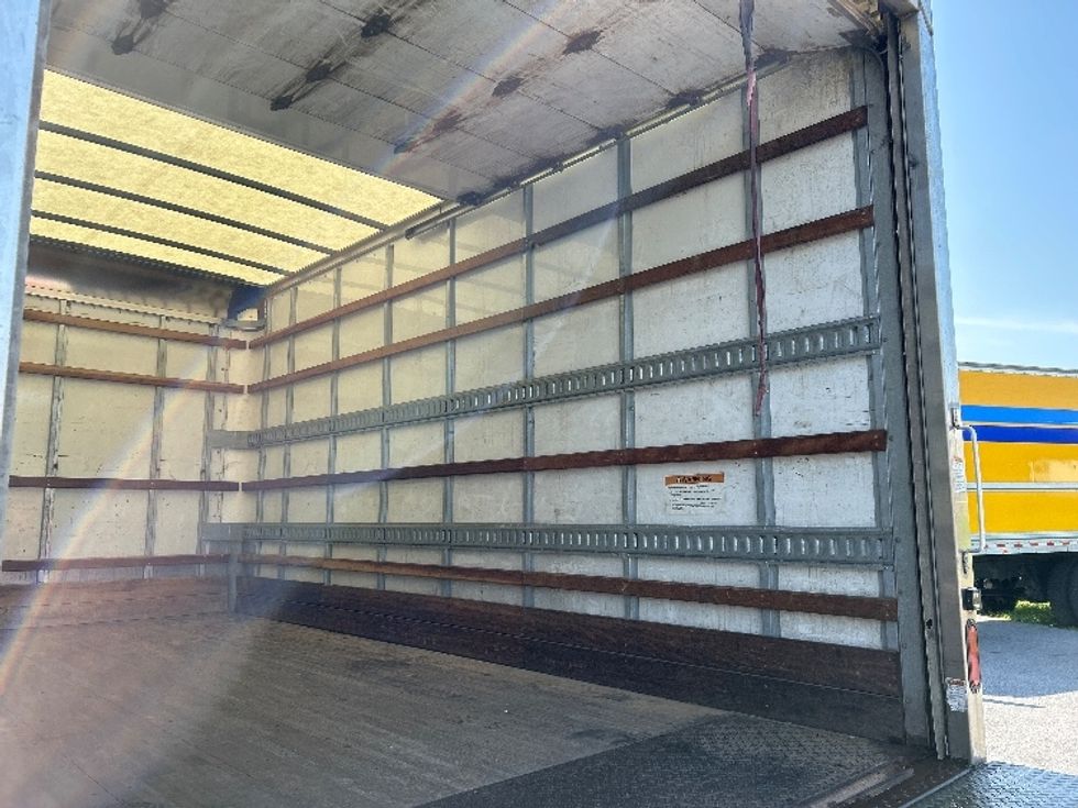 Light Duty Box Truck-Light and Medium Duty Trucks-Isuzu-2021-NPR EFI-Duncansville-PA-139,040\n\t\tmiles-$ 35,000 - Image 12