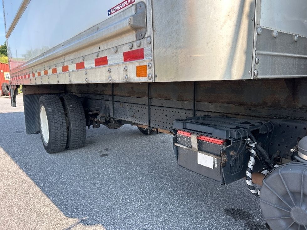 Light Duty Box Truck-Light and Medium Duty Trucks-Isuzu-2021-NPR EFI-Duncansville-PA-139,040\n\t\tmiles-$ 35,000 - Image 14