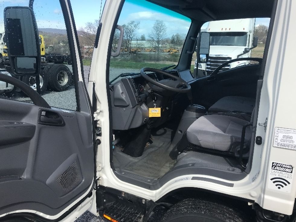 Light Duty Box Truck-Light and Medium Duty Trucks-Isuzu-2021-NPR EFI-Duncansville-PA-88,224\n\t\tmiles-$ 44,750 - Image 15