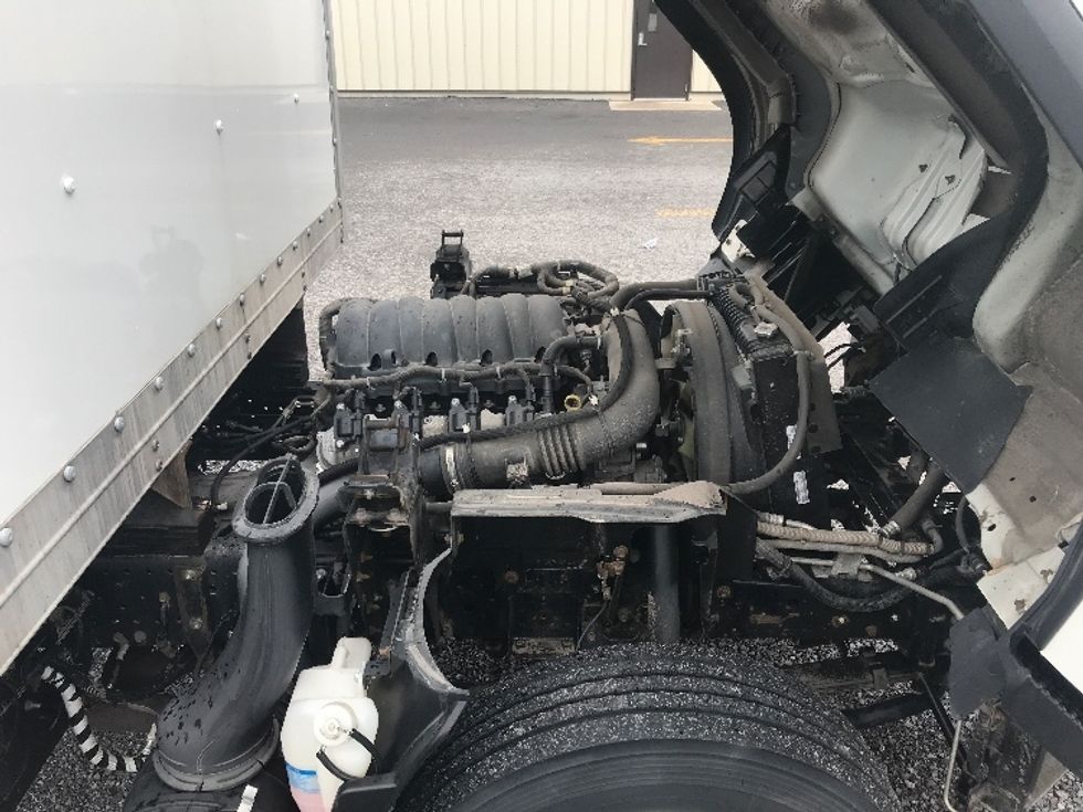 Light Duty Box Truck-Light and Medium Duty Trucks-Isuzu-2021-NPR EFI-Duncansville-PA-88,224\n\t\tmiles-$ 44,750 - Image 22