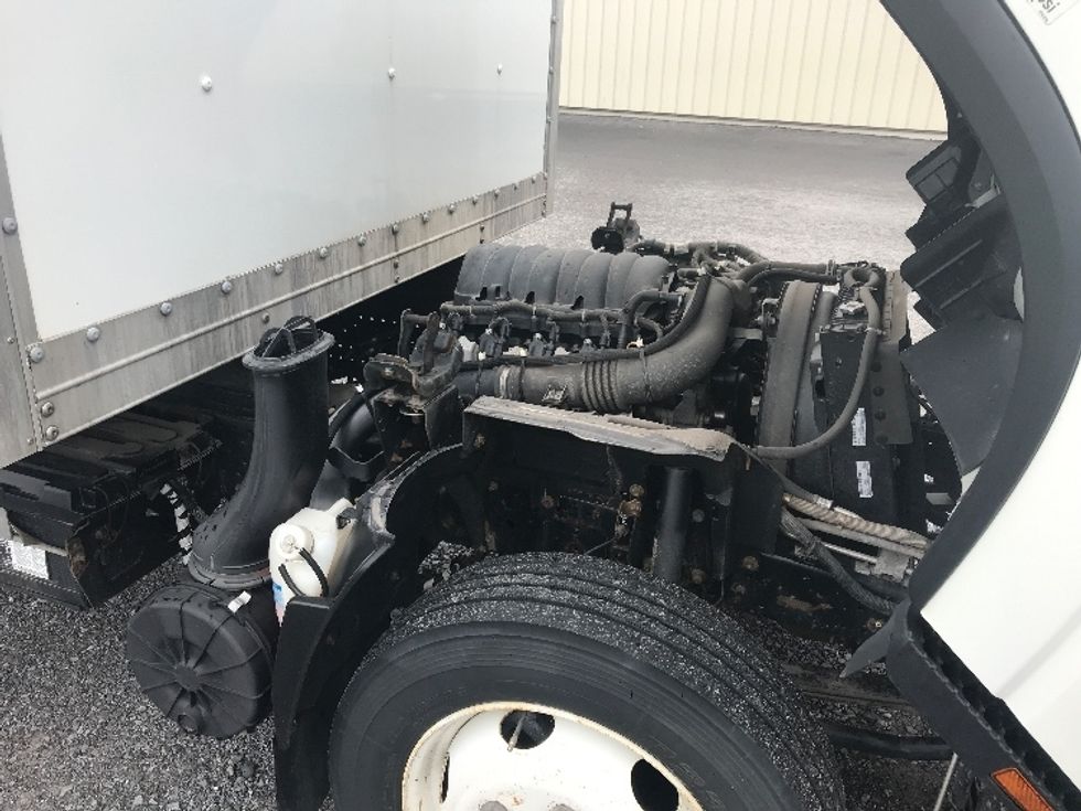 Light Duty Box Truck-Light and Medium Duty Trucks-Isuzu-2021-NPR EFI-Duncansville-PA-88,224\n\t\tmiles-$ 44,750 - Image 23