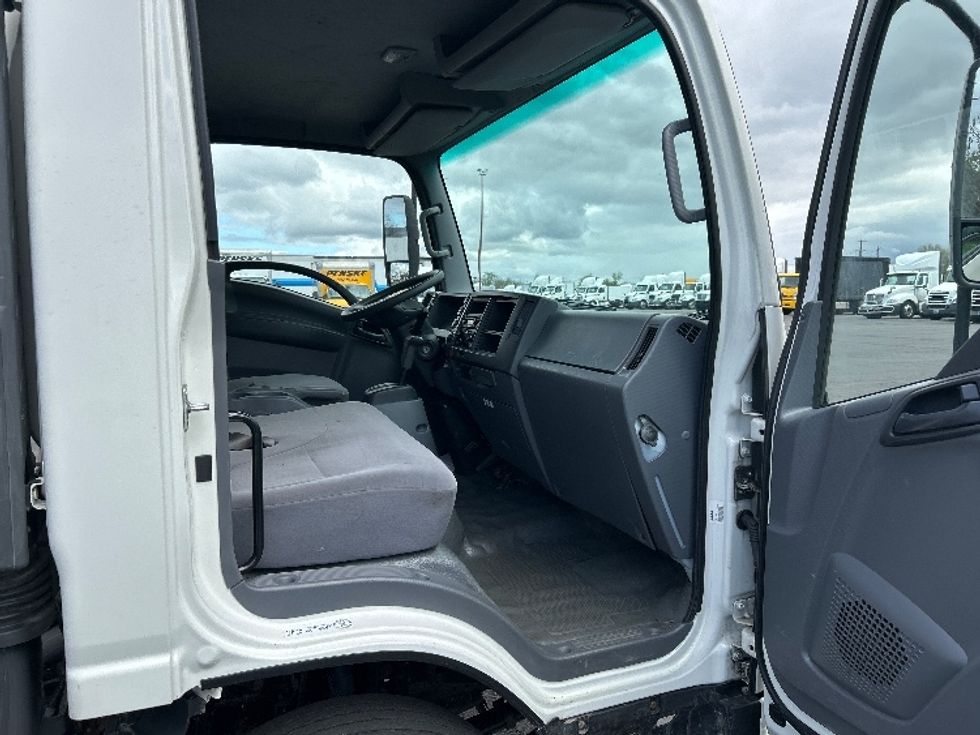 Light Duty Box Truck-Light and Medium Duty Trucks-Isuzu-2021-NPR EFI-Duncansville-PA-95,010\n\t\tmiles-$ 45,000 - Image 20