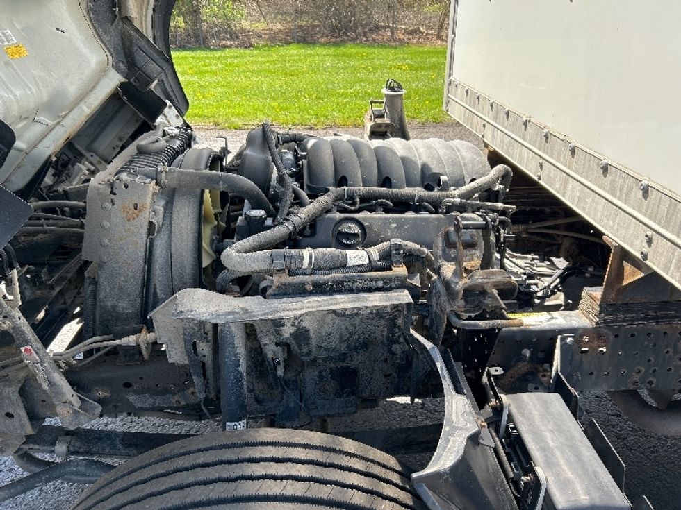 Light Duty Box Truck-Light and Medium Duty Trucks-Isuzu-2021-NPR EFI-Duncansville-PA-95,010\n\t\tmiles-$ 45,000 - Image 24