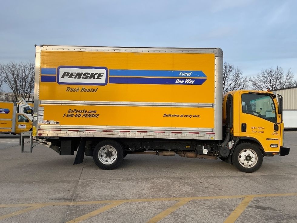 Light Duty Box Truck-Light and Medium Duty Trucks-Isuzu-2021-NPR EFI-Earth City-MO-211,083\n\t\tmiles-$ 23,250 - Image 15