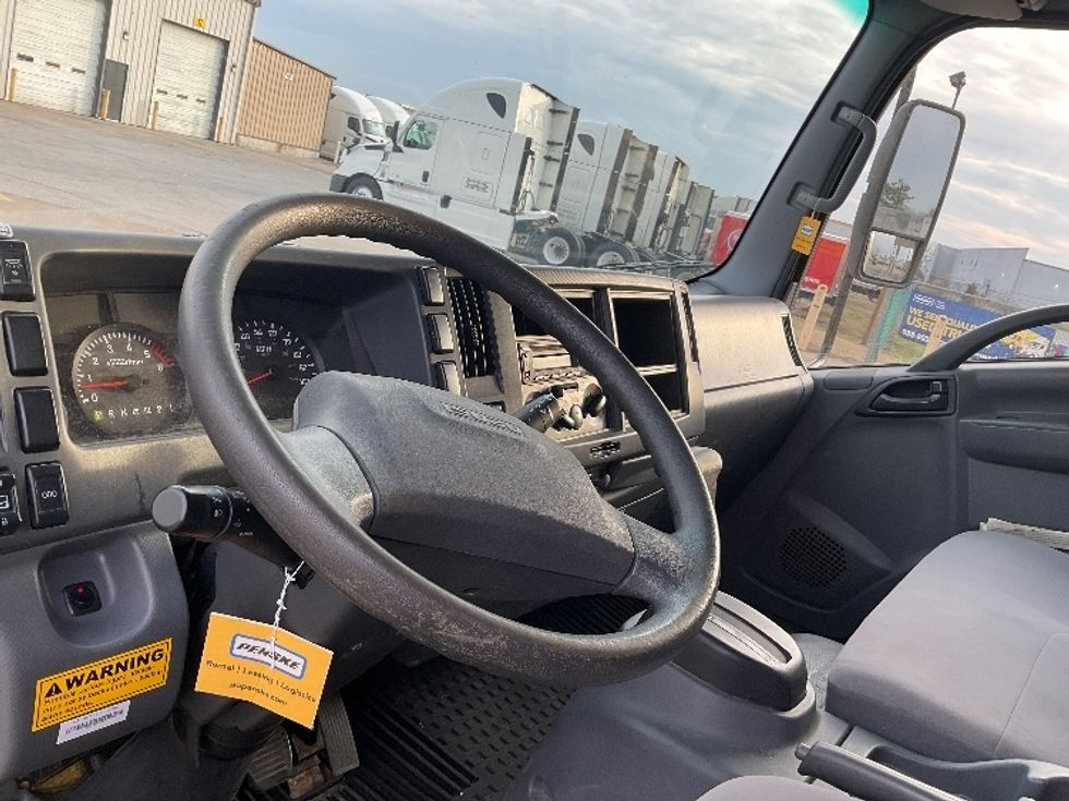 Light Duty Box Truck-Light and Medium Duty Trucks-Isuzu-2021-NPR EFI-Earth City-MO-211,083\n\t\tmiles-$ 23,250 - Image 17