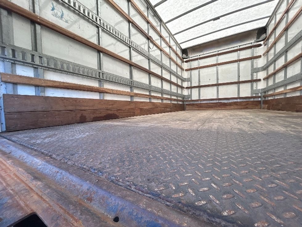 Light Duty Box Truck-Light and Medium Duty Trucks-Isuzu-2021-NPR EFI-East Chicago-IN-85,715\n\t\tmiles-$ 38,250 - Image 11