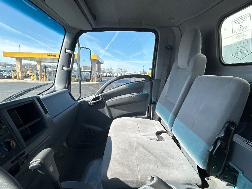 Light Duty Box Truck-Light and Medium Duty Trucks-Isuzu-2021-NPR EFI-East Chicago-IN-85,715\n\t\tmiles-$ 38,250 - Image 19