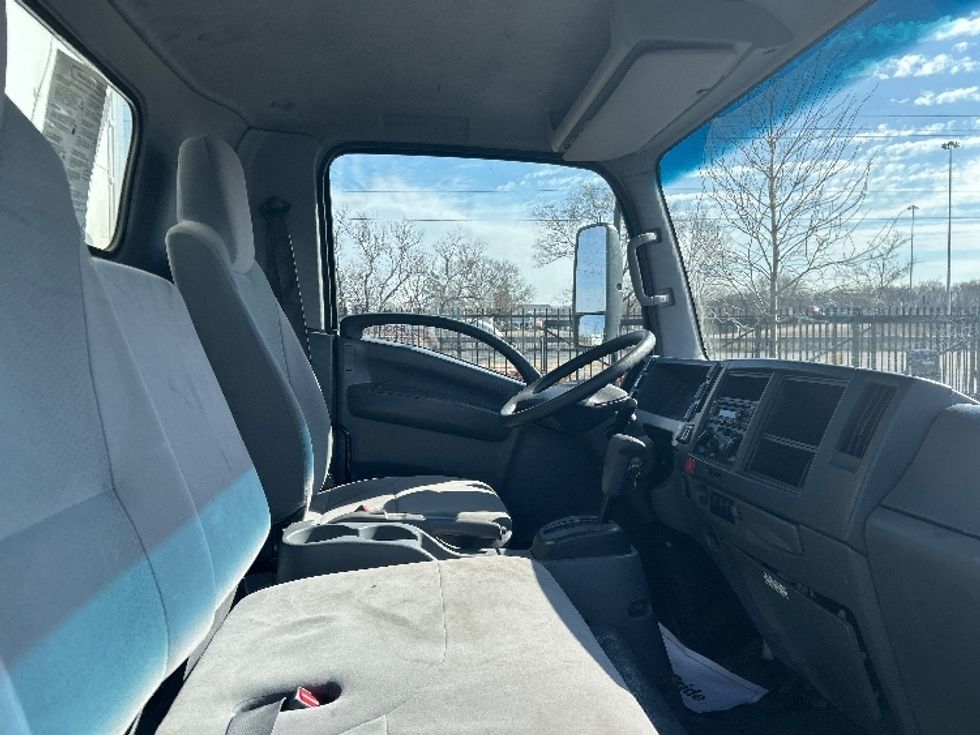 Light Duty Box Truck-Light and Medium Duty Trucks-Isuzu-2021-NPR EFI-East Chicago-IN-85,715\n\t\tmiles-$ 38,250 - Image 22