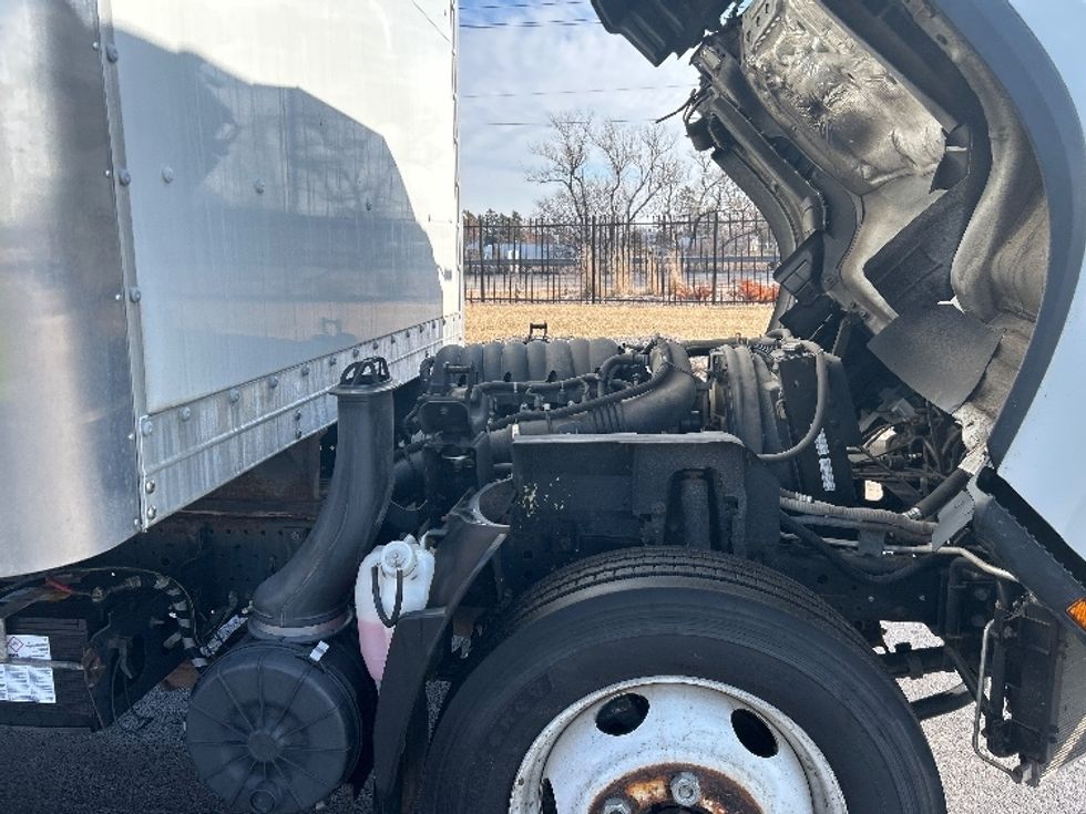Light Duty Box Truck-Light and Medium Duty Trucks-Isuzu-2021-NPR EFI-East Chicago-IN-85,715\n\t\tmiles-$ 38,250 - Image 23