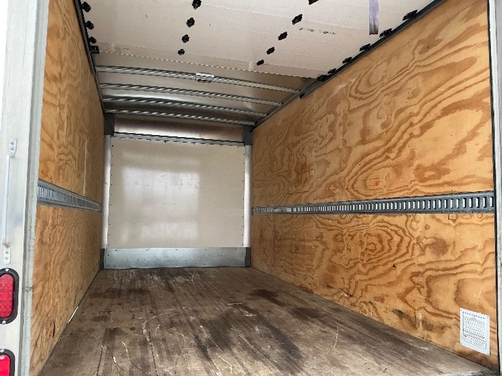 Light Duty Box Truck-Light and Medium Duty Trucks-Isuzu-2021-NPR EFI-Elkhart-IN-2,970\n\t\tmiles-$ 47,250 - Image 12