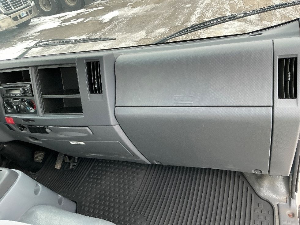 Light Duty Box Truck-Light and Medium Duty Trucks-Isuzu-2021-NPR EFI-Elkhart-IN-2,970\n\t\tmiles-$ 47,250 - Image 21